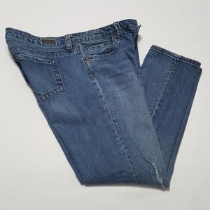 Kut from the cloth straight leg jean